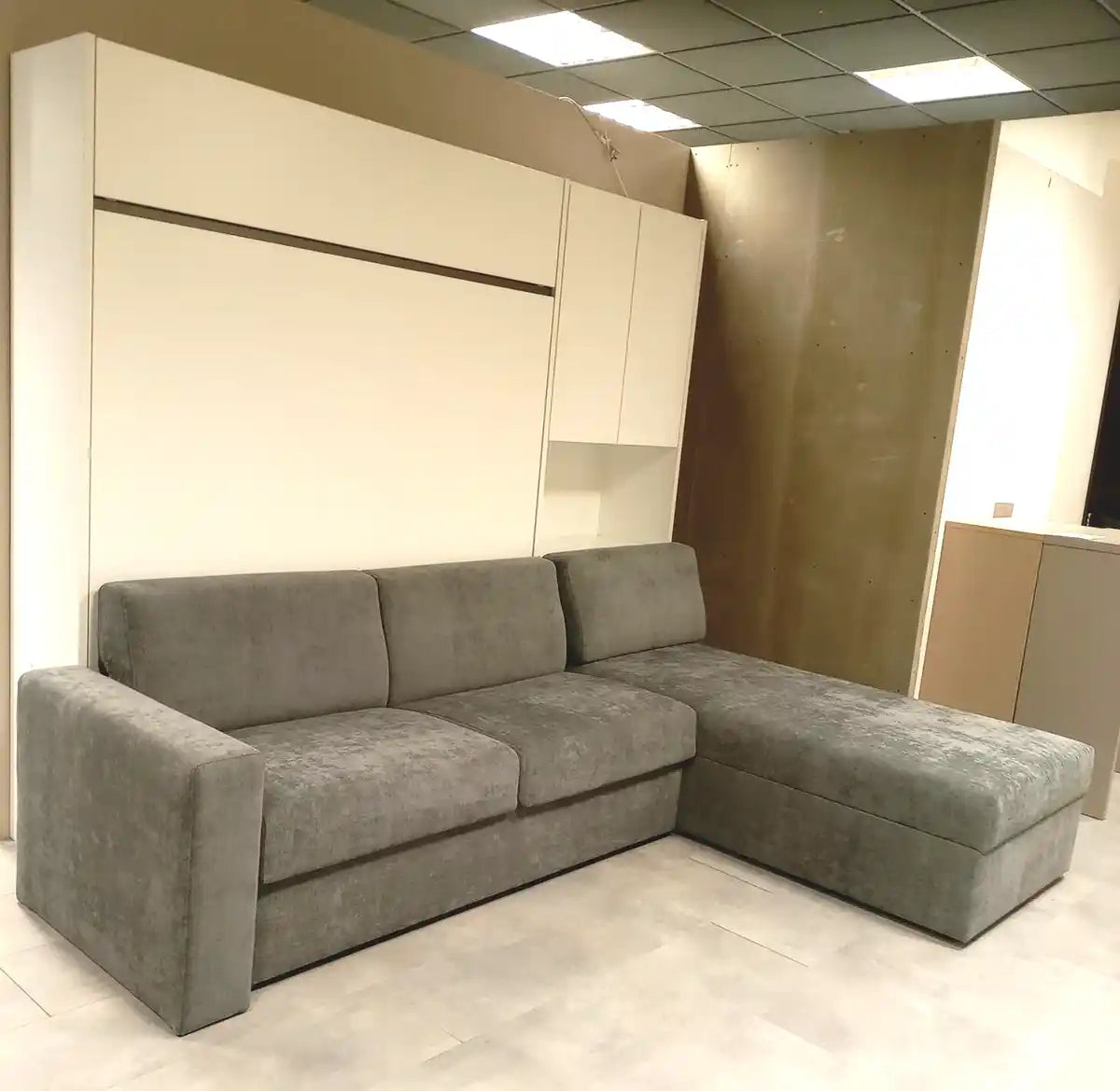 Klappbett/Schrankbett mit Sofa + Chaise Longue